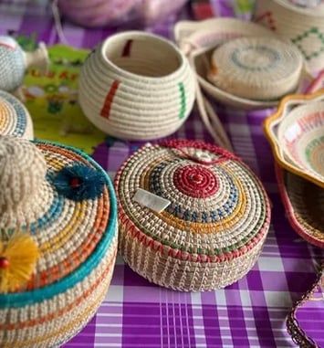 Atelier vannerie Arawak par l'association Balaté Khonanon
