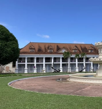 Visite guidée de l'Hôtel Préfectoral à Cayenne